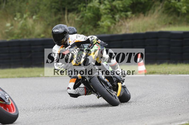 Archiv-2025/23 07.06.2025 TZ Motorsport ADR/190